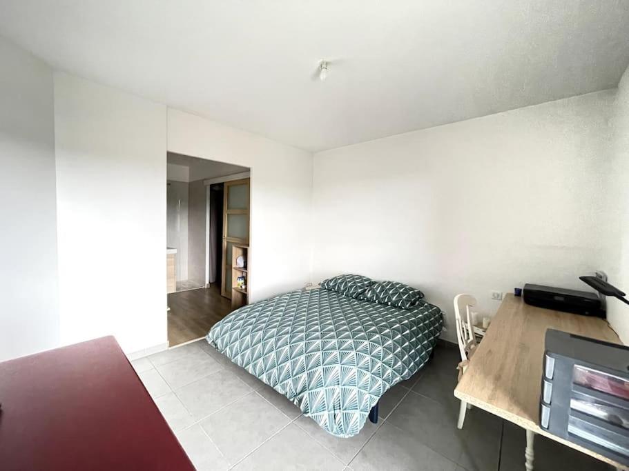 Spacieux T2 + Parking A 5 Min D'Aix Lägenhet Aix-en-Provence Exteriör bild